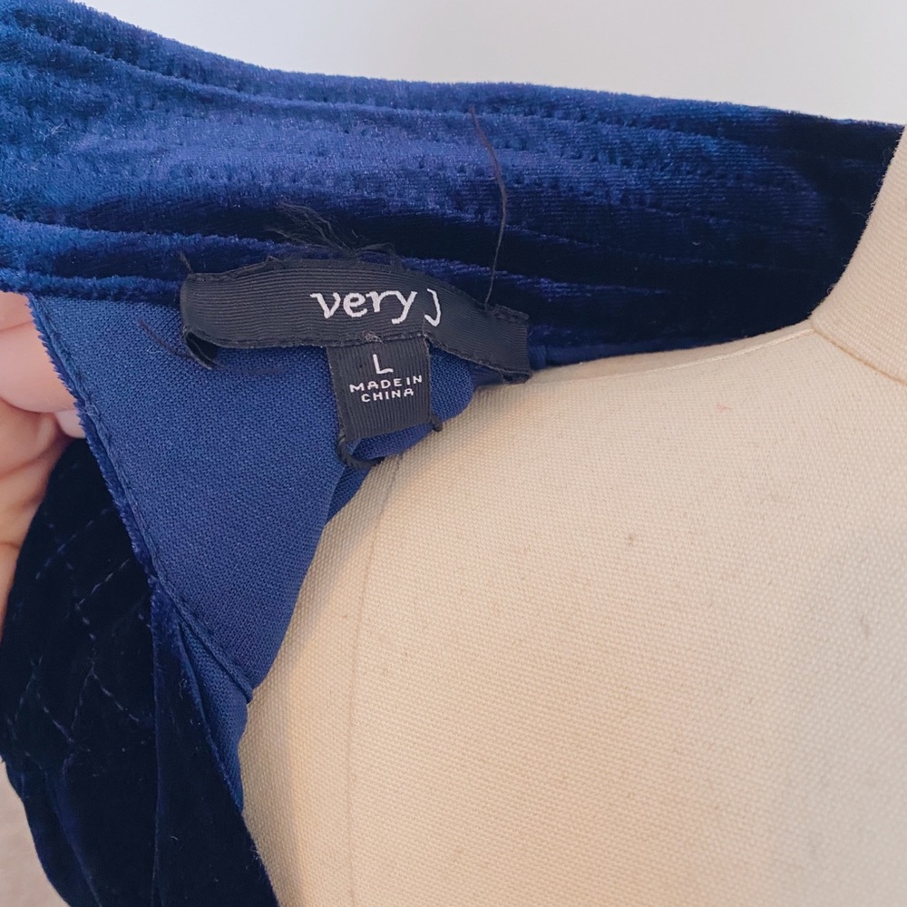 Navy‎ Blue Velvet Dress - Picture 8 of 8